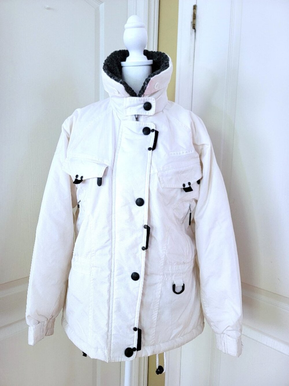 TRESPASS WHITE SKI JACKET